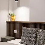 Exclusive Duplex With Balcony On Elisabeth St' * Budapest
