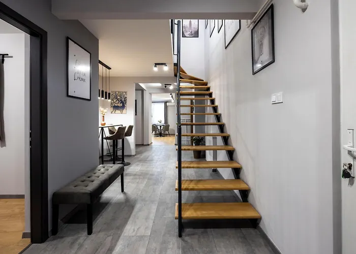 Apartman Exclusive Duplex With Balcony On Elisabeth St' Budapest